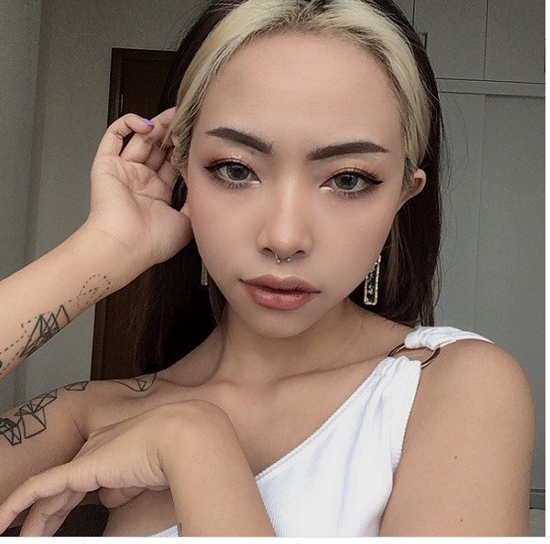 Clip nóng Tik Toker Như Conway | Hot girl khoe hàng lộ clip 18+ 9 Nhu Conway 2