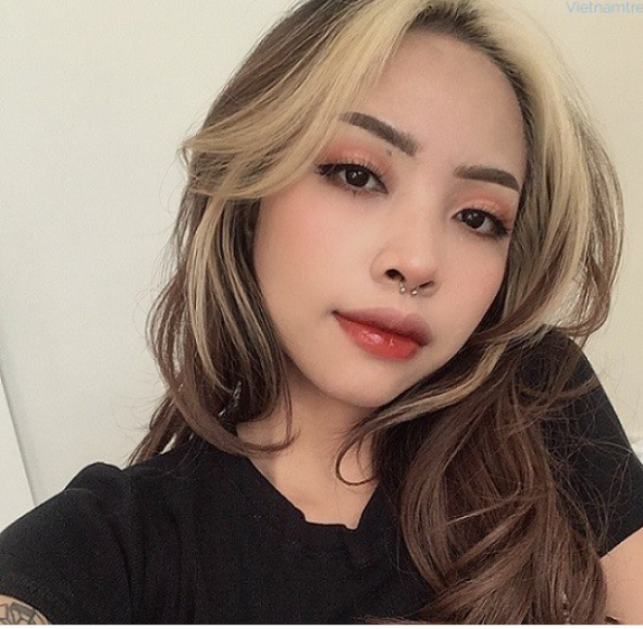 Clip nóng Tik Toker Như Conway | Hot girl khoe hàng lộ clip 18+ 12 Nhu Conway 5
