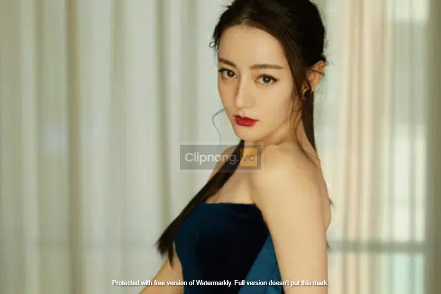 Lộ clip Địch Lệ Nhiệt Ba nude không che 2021- Là ghép hay thật? 21 anh nong Dich Le Nhiet Ba 1 1