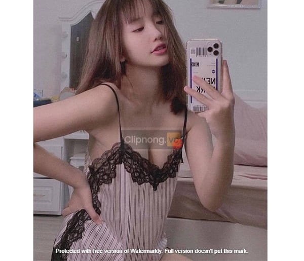 Clip 5 phút tiktoker Lê Thị Khánh Huyền lộ clip không che 8/2021 24 anh nong Le Thi Khanh Huyen 4 1