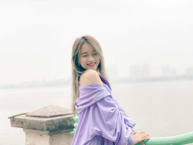 Clip Đào Thị Quỳnh tiktoker triệu view show hàng bên bạn trai 15 dao thi quynh 1