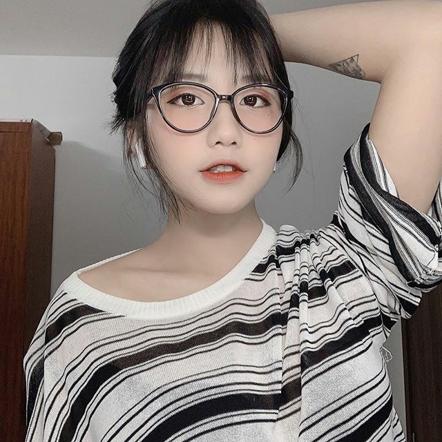 Clip 5 phút tiktoker Lê Thị Khánh Huyền lộ clip không che 8/2021 42 le thi khanh huyen scandal 7
