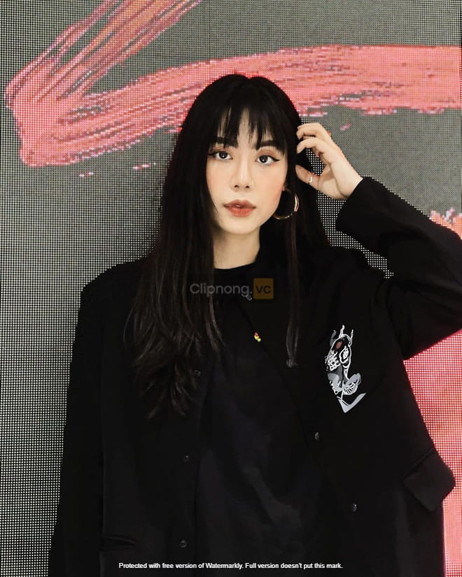 Rapper Mai Âm Nhạc lộ clip nhạy cảm| 3 Vòng cực nóng bỏng 9 mai am nhac lo clip 1