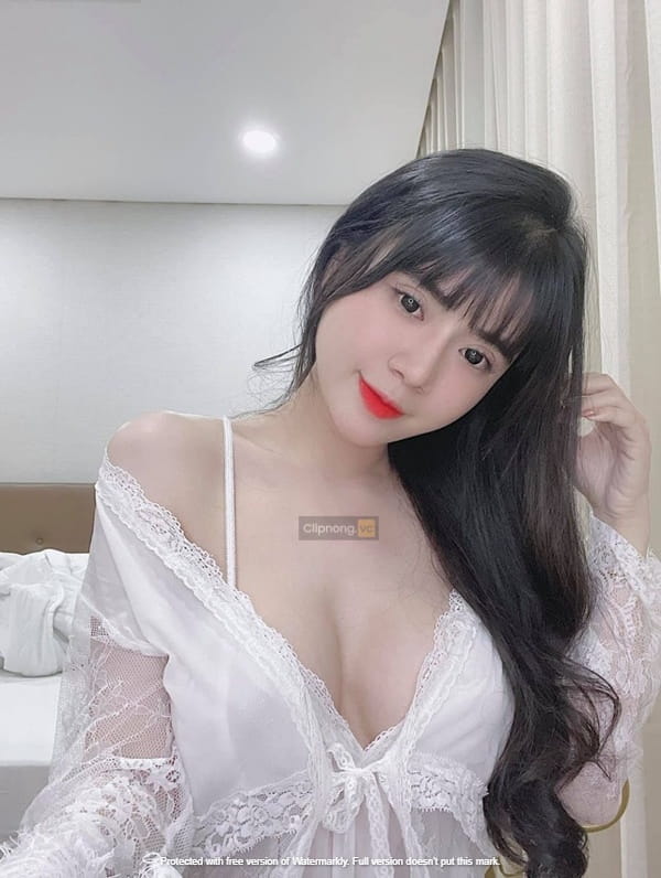 Clip tiktoker Phan Trang Boutique lộ hàng khi livestream tháng 8/ 2021 21 phan trang 7