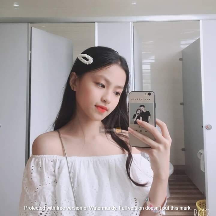 Clip Thanh Trúc Tiktoker triệu view hớ hênh với bạn trai ở nhà nghỉ 13 thanh truc 6