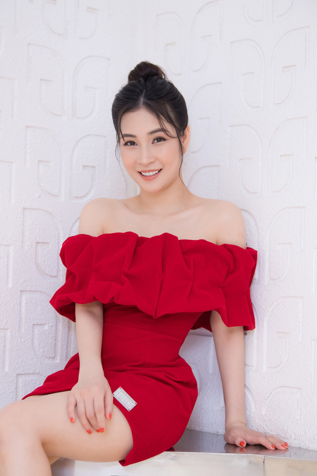 Clip Thiên My My khoe hàng nude 100% nhảy live dance cực đỉnh 8 thien my my