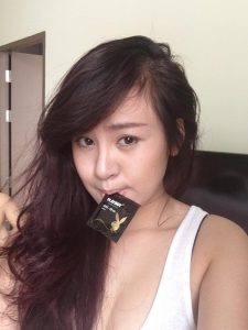 [Comeback] Clip Bà Tưng Lê Thị Huyền Anh lộ clip 18+ với Tây lạ