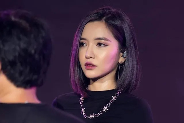 Có Clip Full HD| Bích Phương nude khoe ngực trần táo bạo 16 bich phuong la ai 4