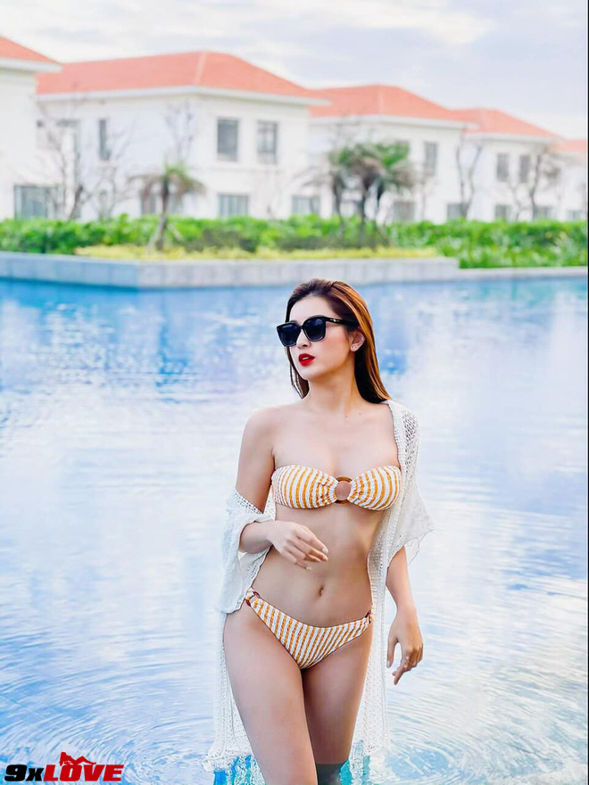 Siêu mẫu Huyền My lộ clip 9p lếu lều rên la cực cuốn 5 huyen my bikini