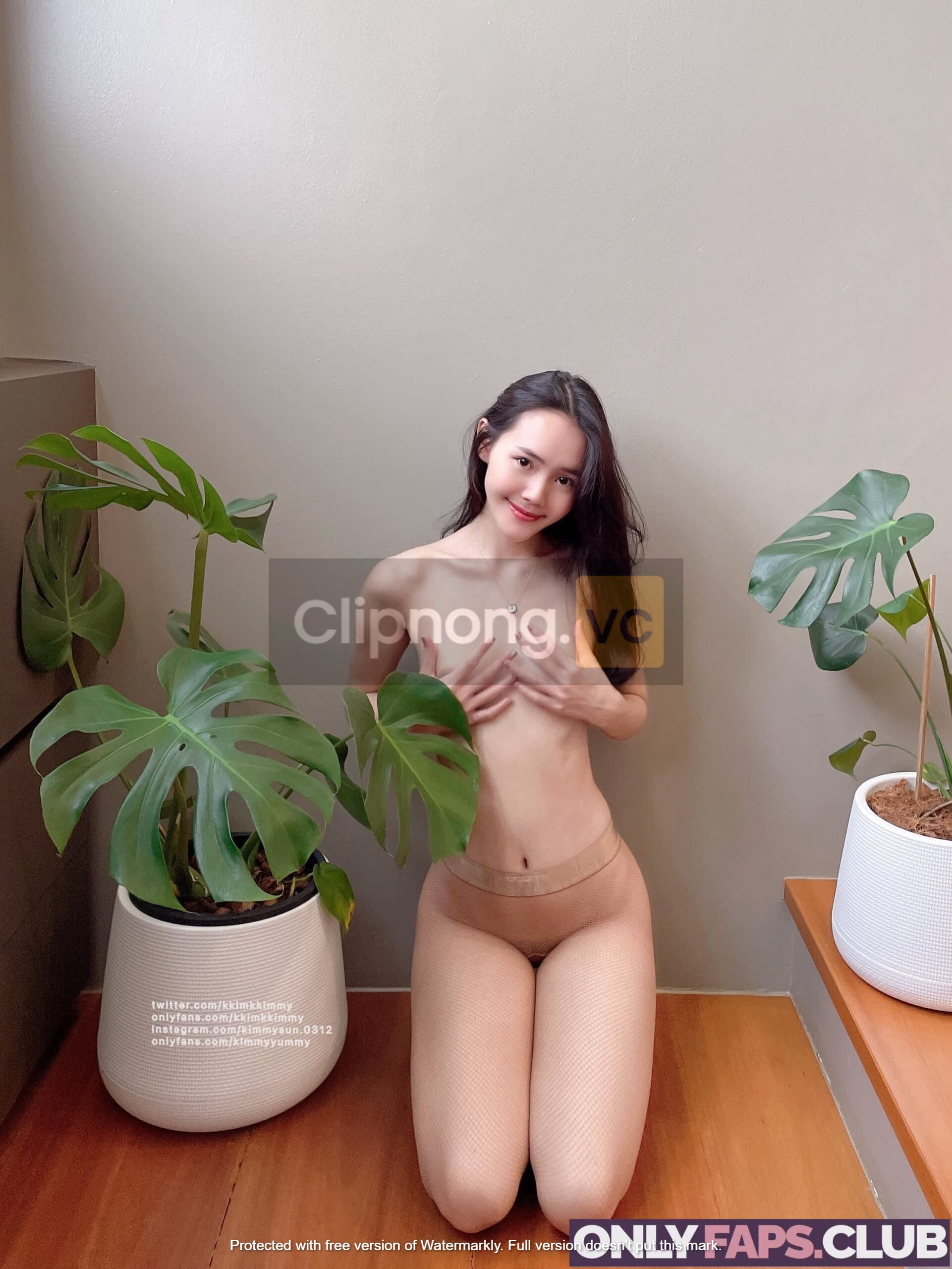 Leak Onlyfans Kkimkkimmy (Kkimmy_Sun_0312) trọn bộ 18+ 42 kkimkkimmy clip nong 8