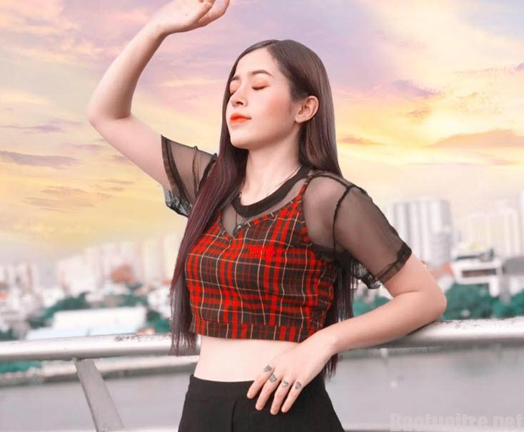 Hot Tiktoker lộ hàng không che| Clip Linh Barbie 18+ mới nhất 17 clip linh barbie 12