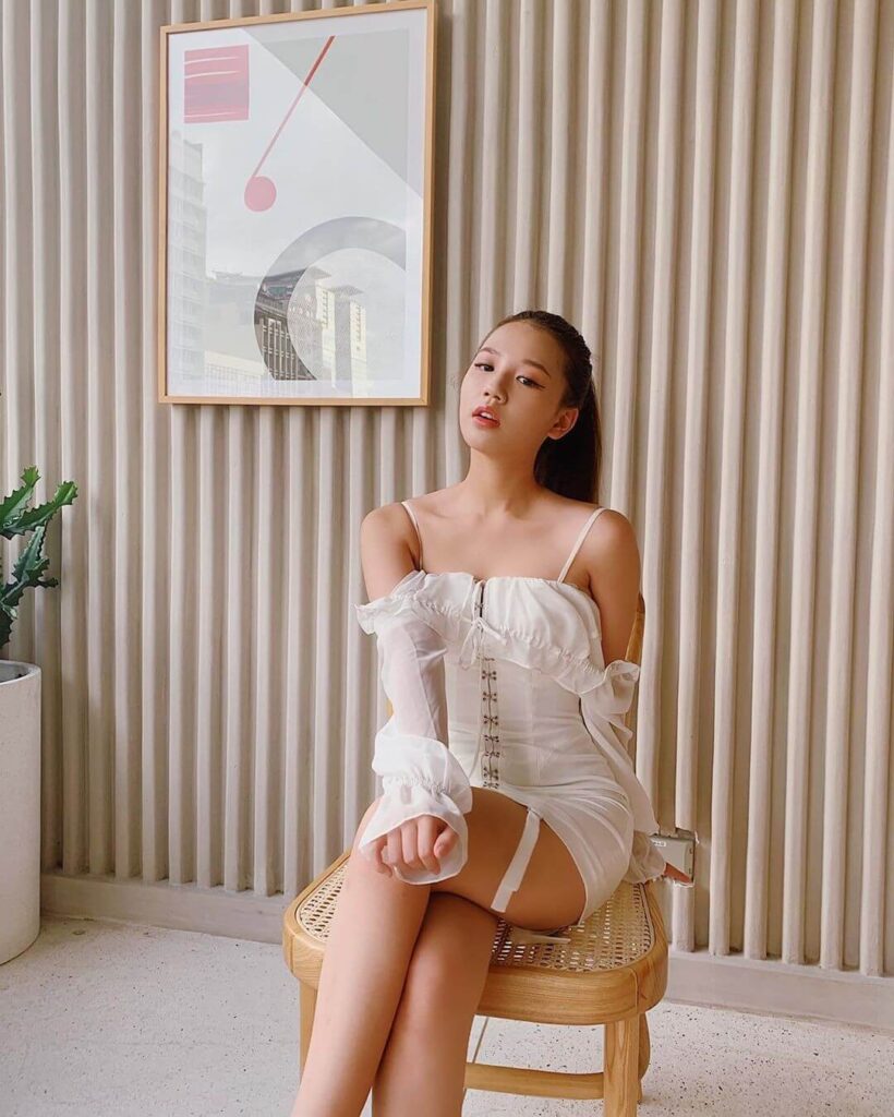 NUDE| Clip Amee lộ hàng, vòng ba “căng đét” với bikini siêu mỏng 22 clip nong amee 3