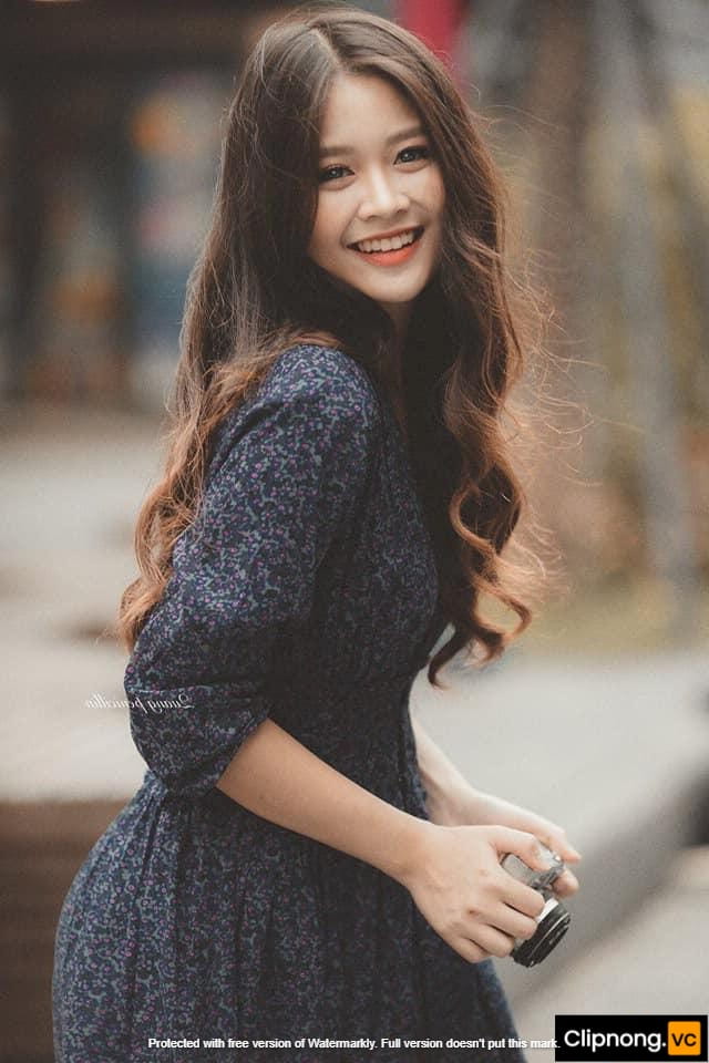 Cận cảnh Hot girl CHỬ BẢO NGỌC chat sex show hàng 10 clip nong chu bao ngoc