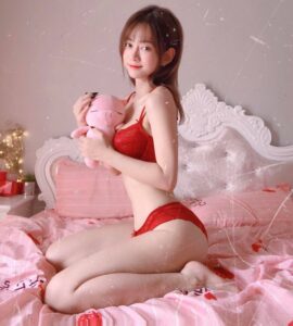 Clip Lê Bống để lộ “chỗ hiểm” nhẵn nhụi 18+| Link 7 phút không che