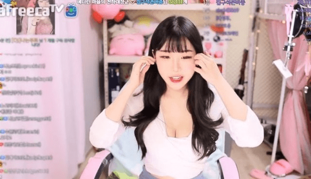 Căng đét 18+| Streamer Eddyrin lộ clip sex cùng bạn trai quên tắt camera 12 streamer eddyrin live 1 1
