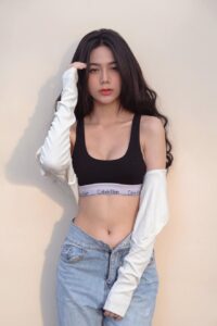 CÓ VIDEO| Clip 36 phút Thuý Hằng 2k1 khoe vếu không che