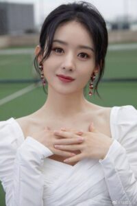 Album 18+ Triệu Lệ Dĩnh sexy nét đẹp, đường cong sao Hoa Ngữ hạng A