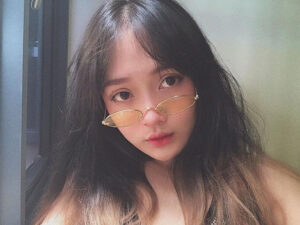 18+ Clip Triệu Linh Anh Tiktoker không che khoe hàng cực nét