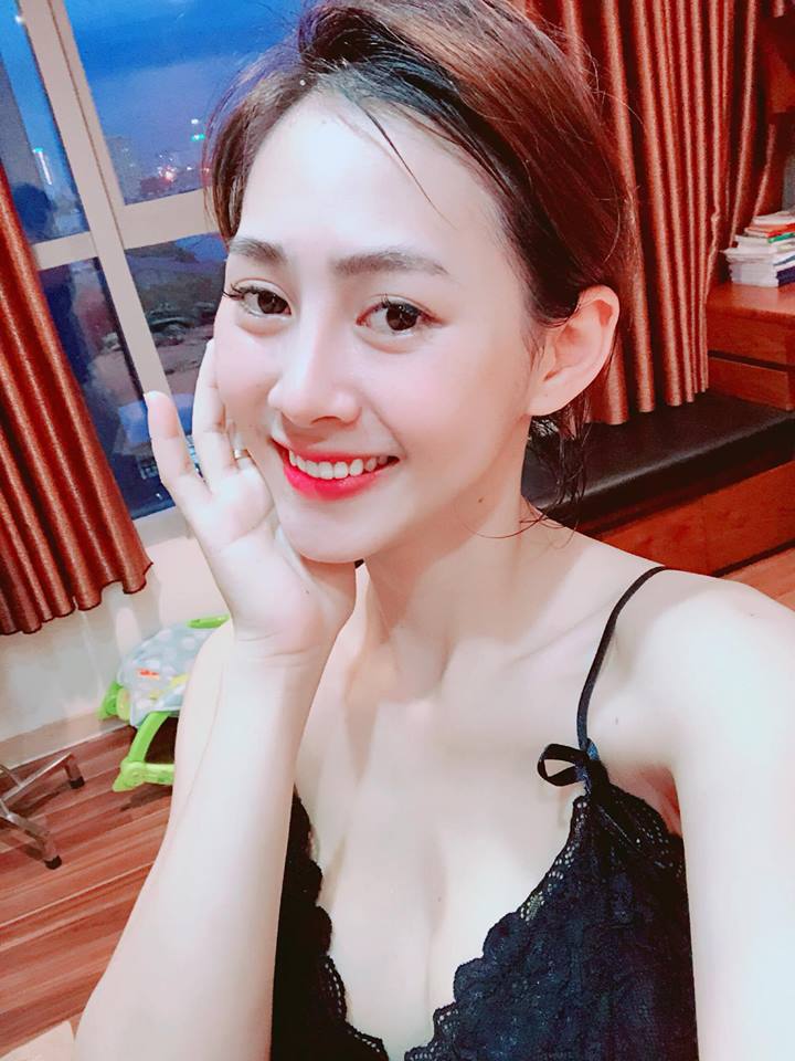 Xem Video| Clip Yến Xôi lộ hàng xinh xẻo, mông vếu căng tròn 26 yen xoi lo clip 3