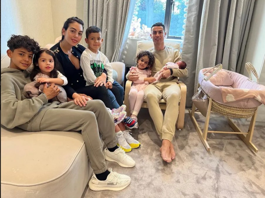 VietSub Video Ronaldo nói xấu Clb và đồng đội trên kênh truyền hình 13-11 14 ronaldo noi xau clb 10