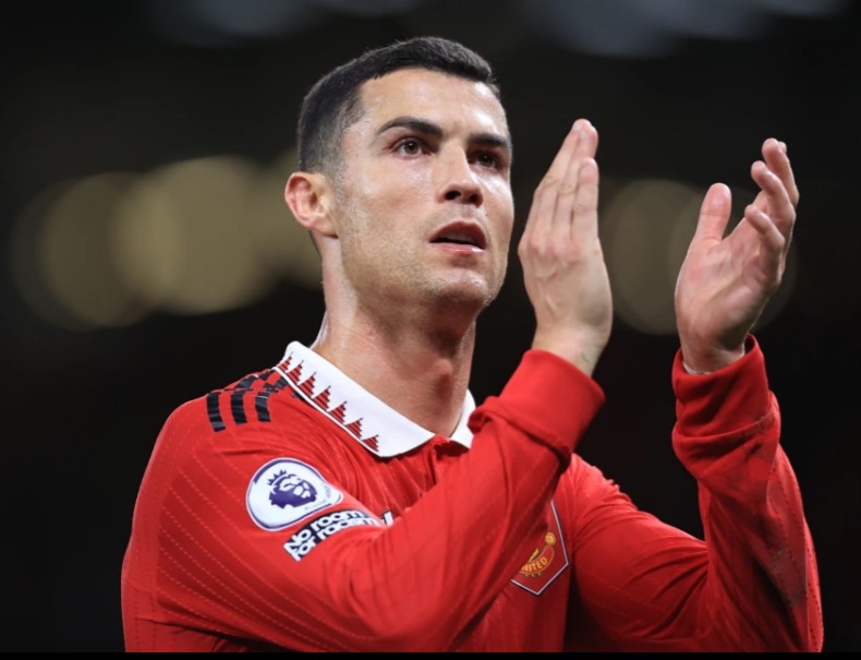 VietSub Video Ronaldo nói xấu Clb và đồng đội trên kênh truyền hình 13-11 12 ronaldo noi xau clb 11