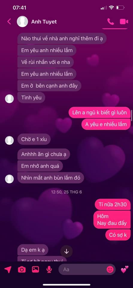 Clip nóng ông chủ shop và 2 em nhân viên sex thường đến bạo dâm tại khách sạn Full 38 clip sex chu shop va nhan vien 16