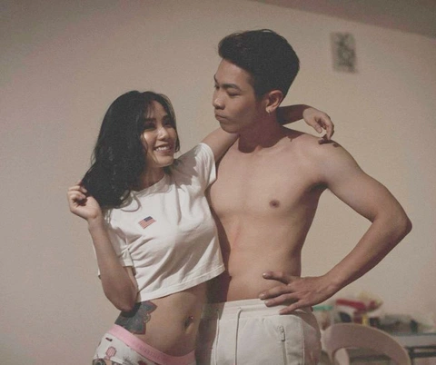 Sex Linh Miu, Clip sex 1 cân 4 của Linh Miu có video Full 2 phần, chuyển phần được dưới video 9 1706061102