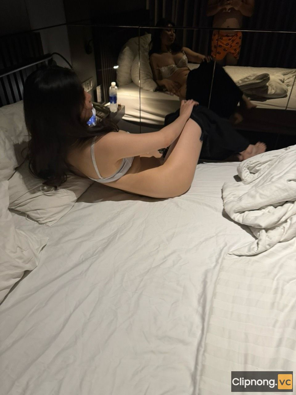 Full Clip Sex Cẩm Hồng Ngân Hàng VIB, Full Clip 7 Phút Part 2 Không Che 6 clip sex full cam hong vib