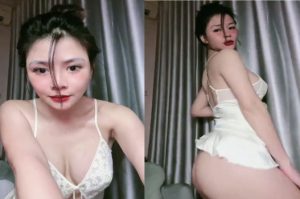 Mông Trắng Không Tì Vết Khuấy Như Máy Xay sinh tố